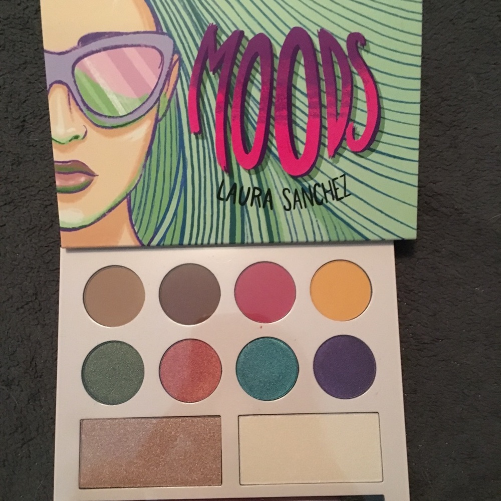 Laura Sanchez moods pallet